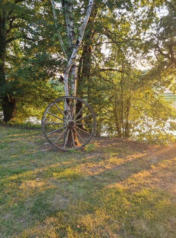 Camping De La Reuille Flere-la-Riviere 외부 사진