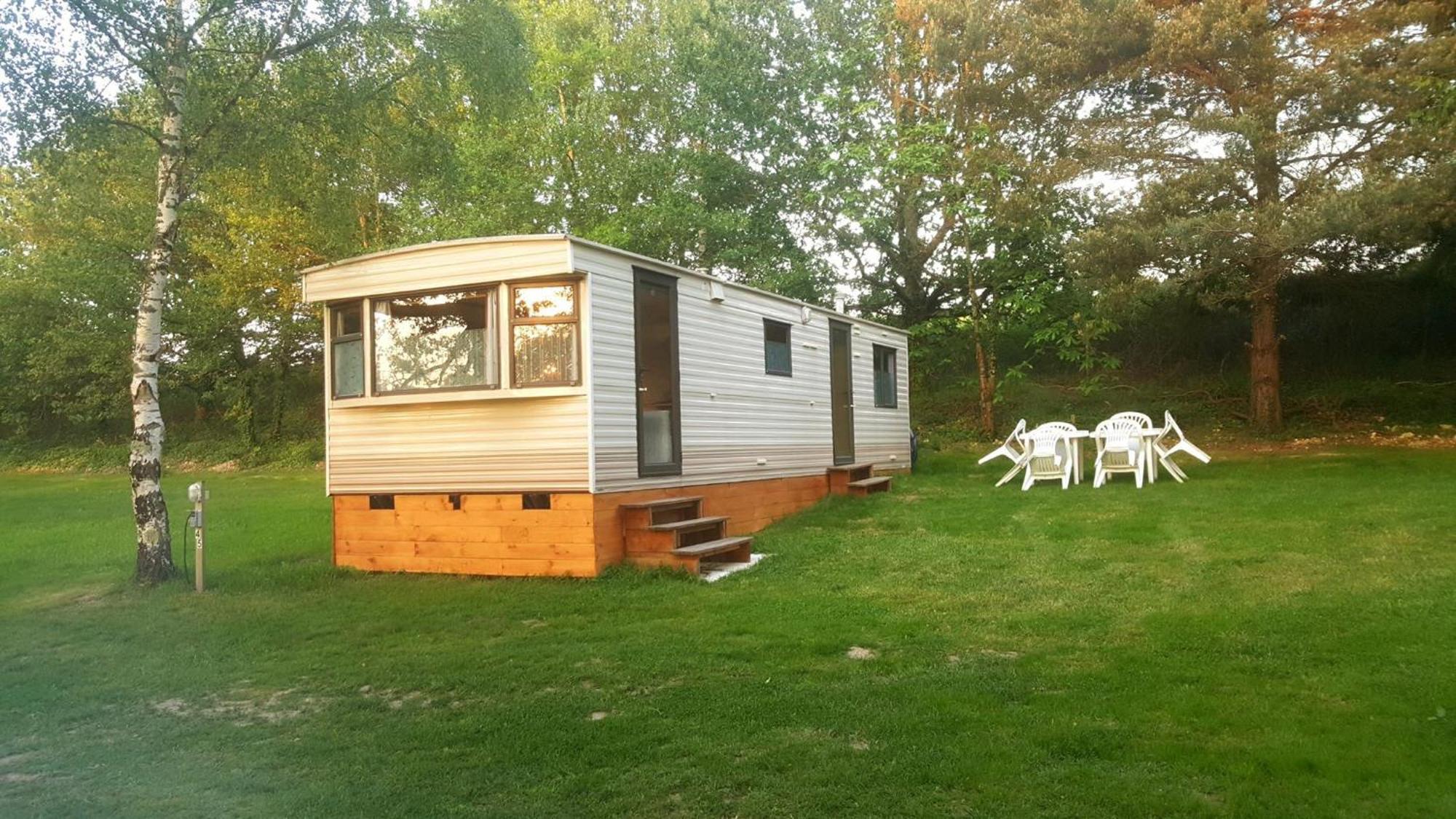 Camping De La Reuille Flere-la-Riviere 외부 사진