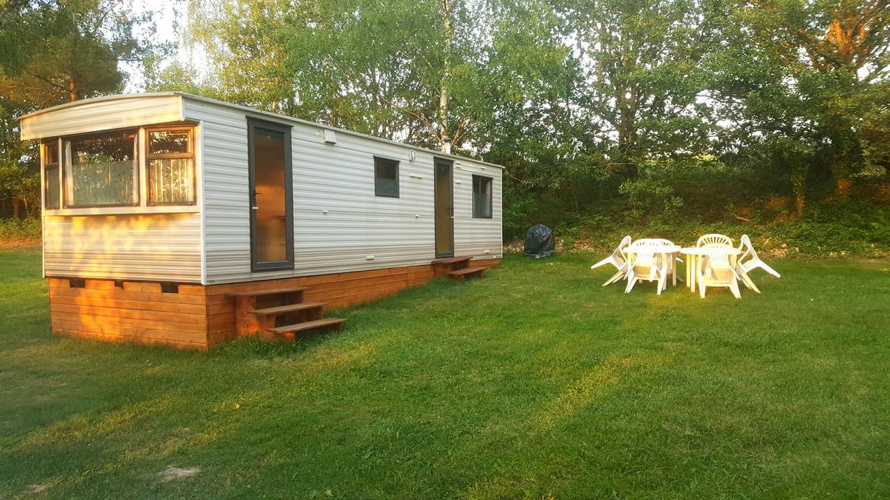 Camping De La Reuille Flere-la-Riviere 외부 사진