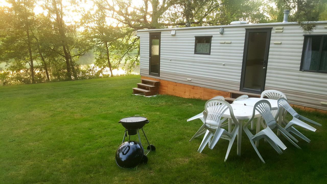 Camping De La Reuille Flere-la-Riviere 외부 사진